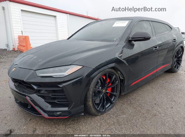 ZPBUA1ZL8MLA12430 2021 LAMBORGHINI URUS Black Առջևի ձախ երեք քառորդ տեսարան
