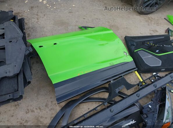 ZPBUC3ZLXRLA34314 2024 LAMBORGHINI URUS Зеленый 
