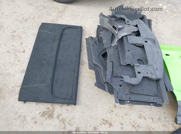 ZPBUC3ZLXRLA34314 2024 LAMBORGHINI URUS Зеленый 