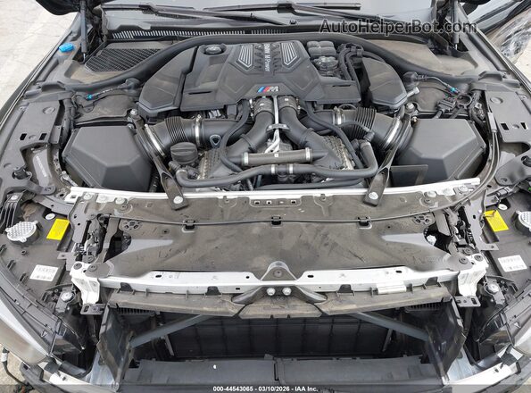 WBSGV0C05SCT69698 2025 BMW M8 Black Widok z tyłu