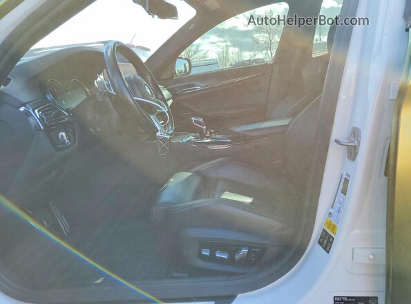 WBSJF0C53KB284461 2019 BMW M5 Green Vista del salpicadero