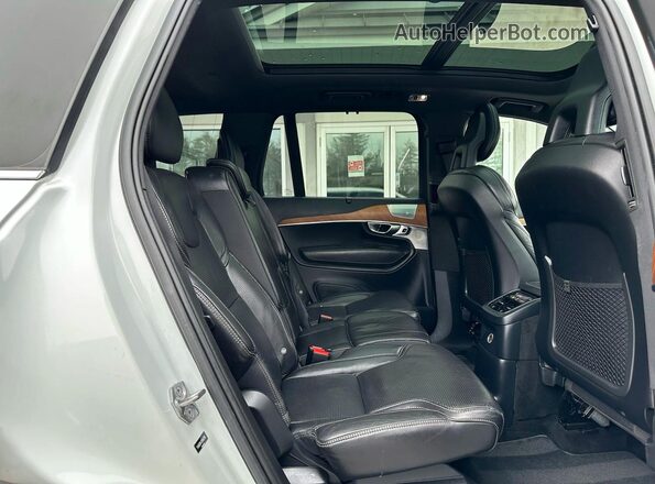 YV4BC0PL2G1042106 2016 VOLVO XC90 White Widok z tyłu