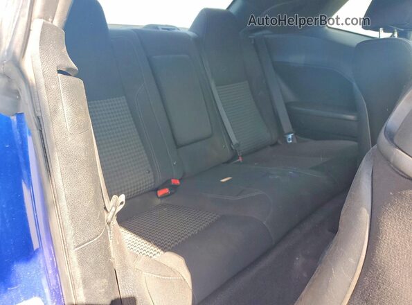 2C3CDZAG7JH172237 2018 DODGE CHALLENGER Blue Rear interior view