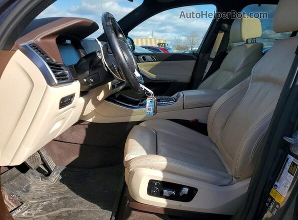 5UXJU2C59KLN65553 2019 BMW X5 Gray Вид панелі приладів