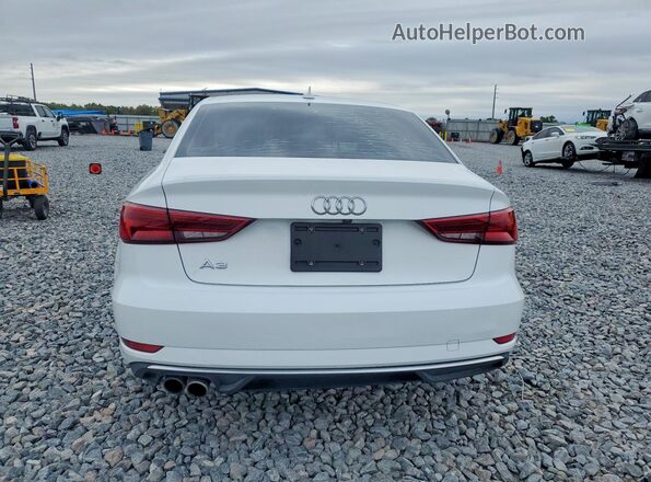 WAUAUGFF9J1088827 2018 AUDI OTHER White წინა სალონის ხედი