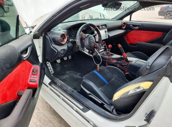 JF1ZDBS11S9701101 2025 SUBARU BRZ White Vista del cuadro de instrumentos