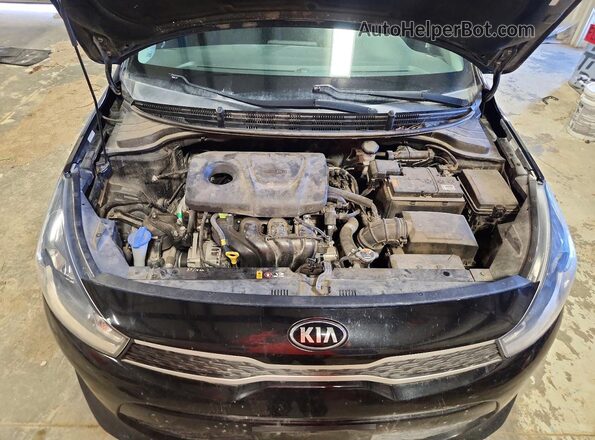 3KPA25AB0JE052832 2018 KIA RIO Black 