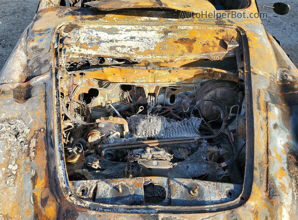 1422867461 1972 VOLKSWAGEN KARMANGHIA Пожар 