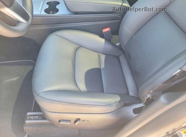7SAYGDED1SA365292 2025 TESLA MODEL Y Gray Widok komory silnika