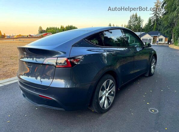 5YJYGDED6MF106087 2021 TESLA MODEL Gray Вид спереду