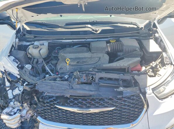 2C4RC1BG9RR170424 2024 CHRYSLER PACIFICA White Vista de la etiqueta del VIN
