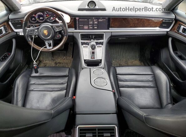 WP0AH2A79KL147049 2019 PORSCHE PANAMERA Silver ხელსაწყოთა პანელის ხედი