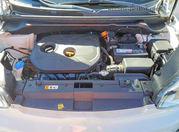 KNDJP3A5XK7690247 2019 KIA SOUL White 