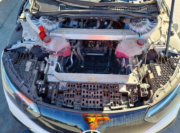 W1KEG2BB4PF019918 2023 MERCEDES-BENZ EQE White ძრავის განყოფილების ხედი