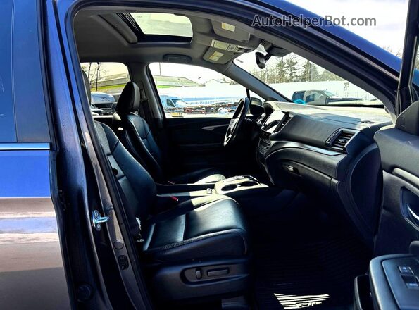 5FNYF6H20MB038975 2021 HONDA PILOT Black Engine compartment view