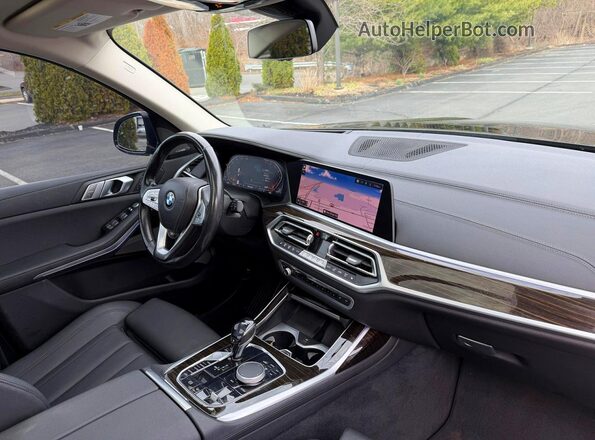 5UXCW2C07L9B99326 2020 BMW X7 Black Սալոնի դիմացի տեսք