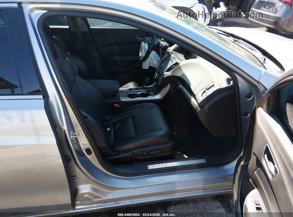19UUB1F52JA003516 2018 ACURA TLX Серебряный Вид салона спереди