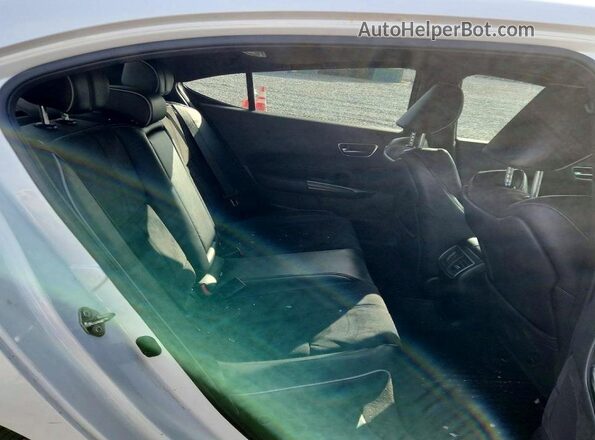 19UUB1F62KA001923 2019 ACURA TLX White Widok tylnych siedzeń