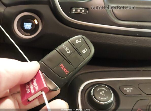 1C3CCCAB0HN510986 2017 CHRYSLER 200 Silver წინა პანელის ხედი