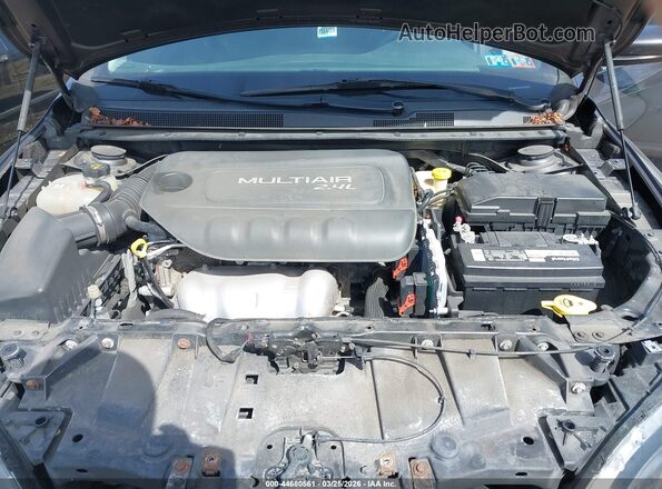 1C3CCCAB2GN142244 2016 CHRYSLER 200 Серый Вид сзади