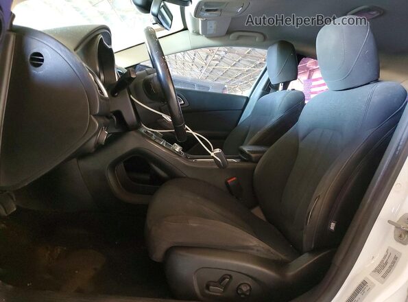 1C3CCCAB4GN112548 2016 CHRYSLER 200 White Widok wnętrza z przodu