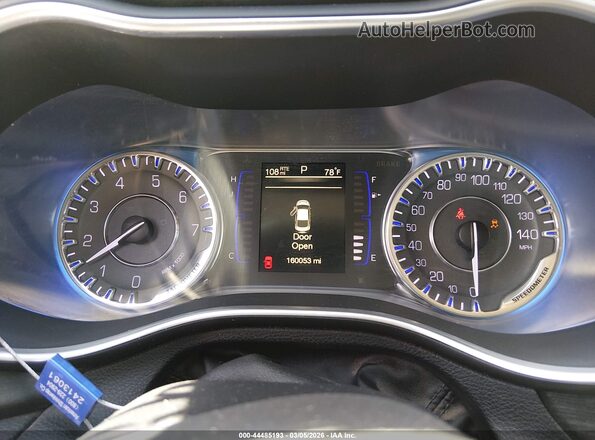 1C3CCCAB8GN188175 2016 CHRYSLER 200 Gray Vista de los asientos traseros