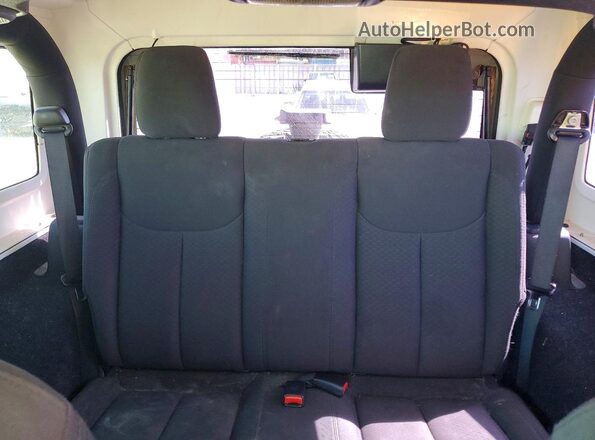 1C4AJWAGXGL201901 2016 JEEP WRANGLER White Հետևի նստատեղերի տեսք