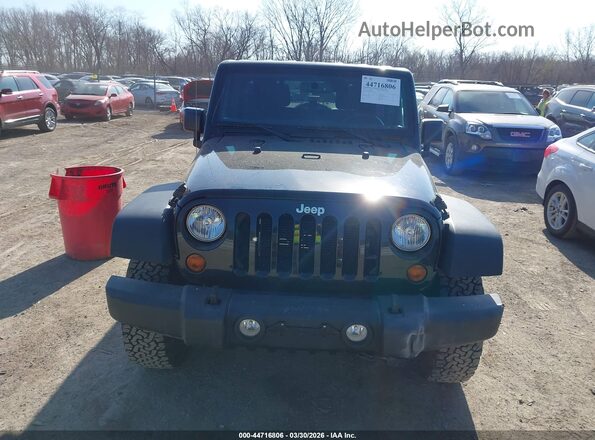 1C4BJWDG6HL515756 2017 JEEP WRANGLER UNLIMITED Черный Вид щитка приборов