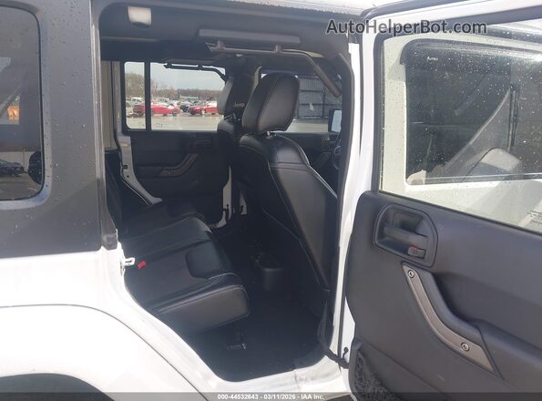 1C4BJWDG9GL167806 2016 JEEP WRANGLER UNLIMITED White VIN კოდის სტიკერის ხედი