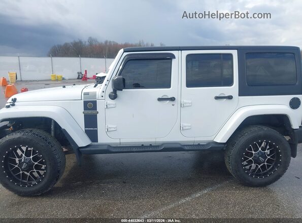 1C4BJWDG9GL167806 2016 JEEP WRANGLER UNLIMITED White 