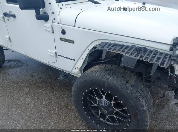 1C4BJWDG9GL167806 2016 JEEP WRANGLER UNLIMITED White 