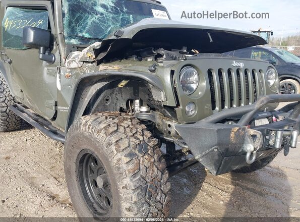 1C4BJWFG7GL155098 2016 JEEP WRANGLER UNLIMITED Зеленый Вид спереди