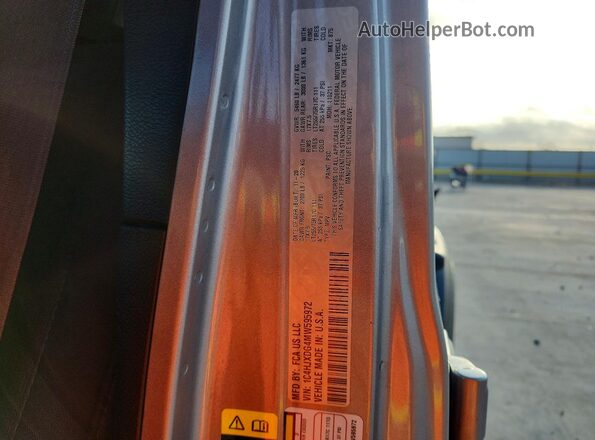 1C4HJXDG4MW595972 2021 JEEP WRANGLER Silver Շարժիչի բաժամունքի տեսք
