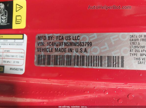 1C4HJXFN5MW563799 2021 JEEP WRANGLER UNLIMITED Red Вид підкапотного простору