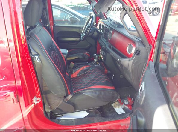 1C4HJXFNXKW547272 2019 JEEP WRANGLER UNLIMITED Red Widok wnętrza z przodu