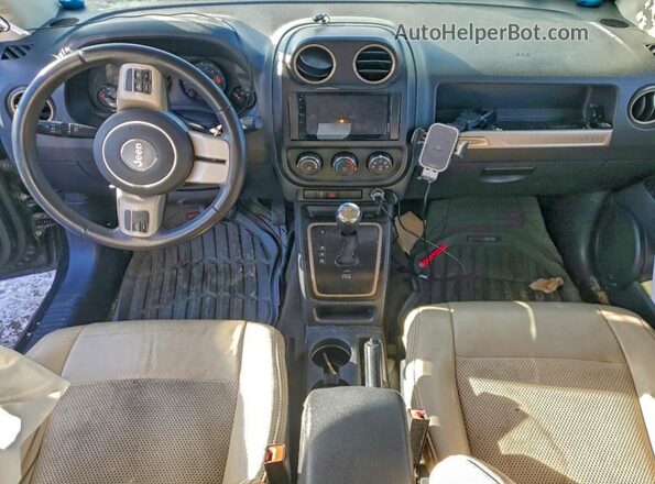 1C4NJDBB0GD731037 2016 JEEP COMPASS Black Вид панелі приладів
