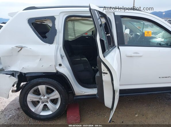 1C4NJDBB8GD723266 2016 JEEP COMPASS White VIN կոդի պիտակի տեսք