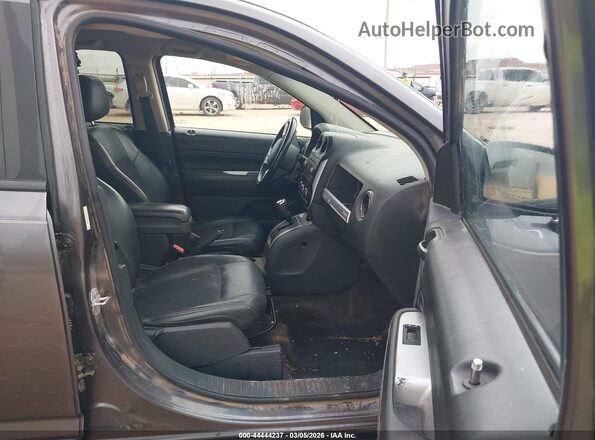 1C4NJDEB4HD191561 2017 JEEP COMPASS Gray Vista interior delantera