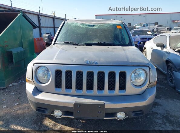 1C4NJPFA2GD612330 2016 JEEP PATRIOT Silver Instrument cluster view