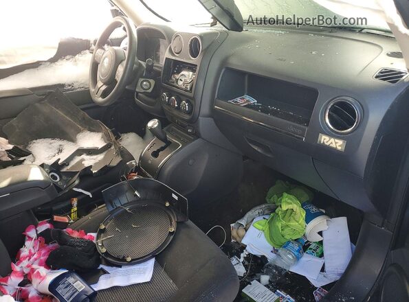 1C4NJRBB4GD673348 2016 JEEP PATRIOT Black Вид панелі приладів