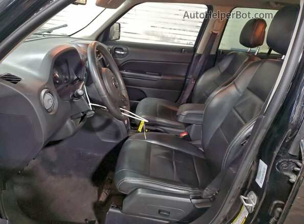 1C4NJRFB2HD193403 2017 JEEP PATRIOT Black Widok wnętrza z przodu
