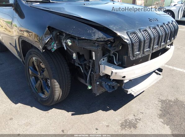 1C4PJLAB8HW654766 2017 JEEP CHEROKEE Black Widok z przodu
