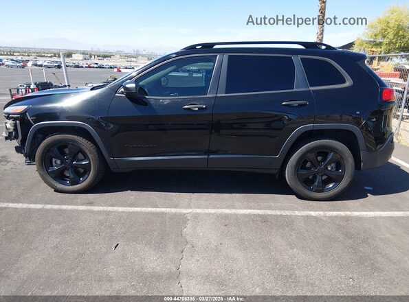 1C4PJLAB8HW654766 2017 JEEP CHEROKEE Black Widok wnętrza 360 stopni