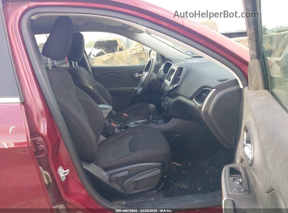 1C4PJLCB0KD264387 2019 JEEP CHEROKEE Maroon Вид салону спереду