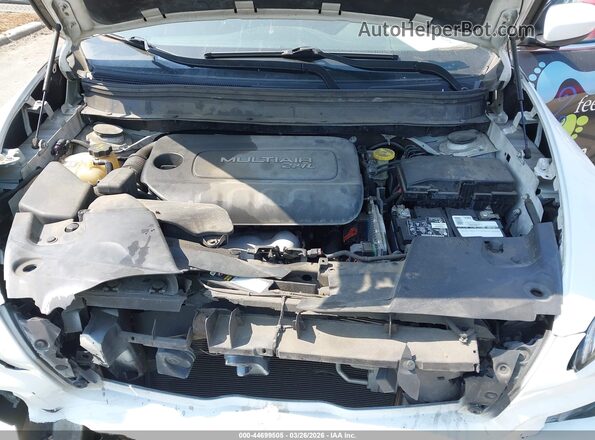1C4PJLCB1HD213604 2017 JEEP CHEROKEE White Հետևի տեսք