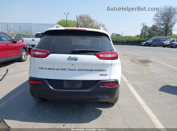 1C4PJLCB1HD213604 2017 JEEP CHEROKEE White 