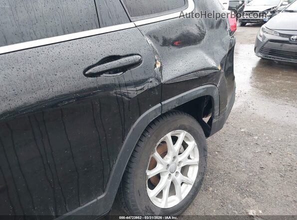 1C4PJLCB1JD519210 2018 JEEP CHEROKEE Black 