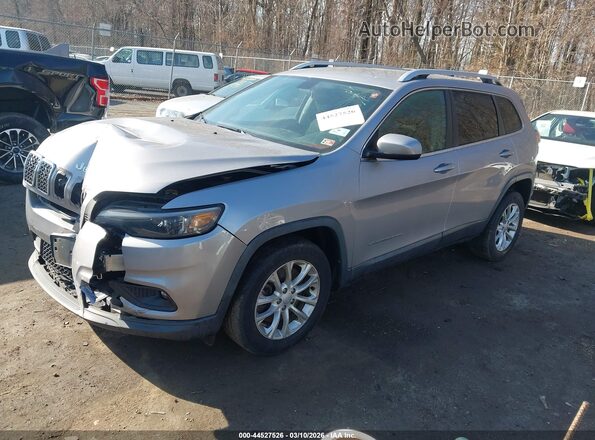 1C4PJLCB3KD470853 2019 JEEP CHEROKEE Silver წინა მარცხენა ხედი სამი მეოთხედიდან