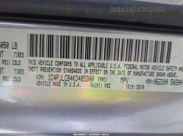 1C4PJLCB4KD485300 2019 JEEP CHEROKEE Gray Engine compartment view