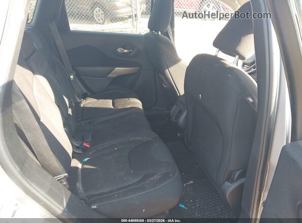 1C4PJLCBXHW573880 2017 JEEP CHEROKEE Silver VIN კოდის სტიკერის ხედი